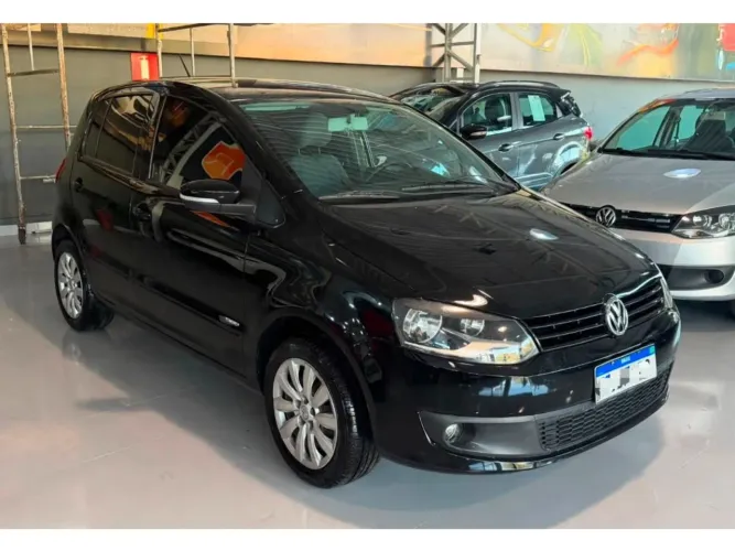 Volkswagen Fox 1.0 MI Total Flex 8V 5P 2011