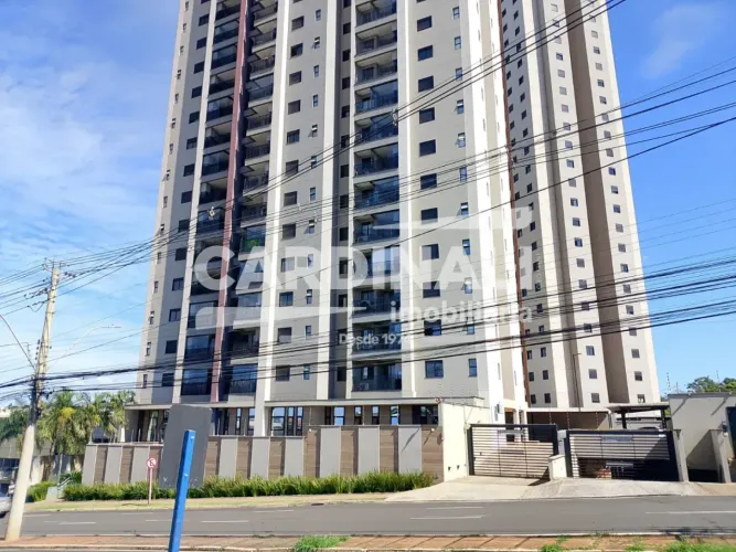 Apartamento com excelente localização, próximo supermercados e comércios.