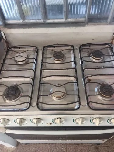 Fogão a gás usado 