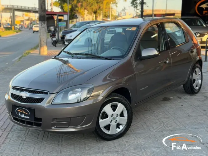 Chevrolet Celta Advantage 1.0 8V Flexpower 5P 2014
