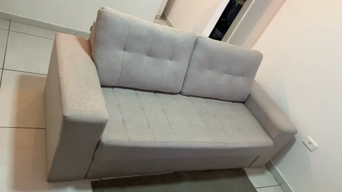 Sofá seminovo (3 meses de uso apenas)