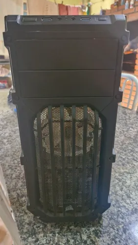 PC Gamer Completo (GTX 1050 Ti + i5-7400 + 16 GB RAM + 1TB HDD)
