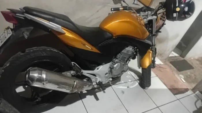 Cb 300 r