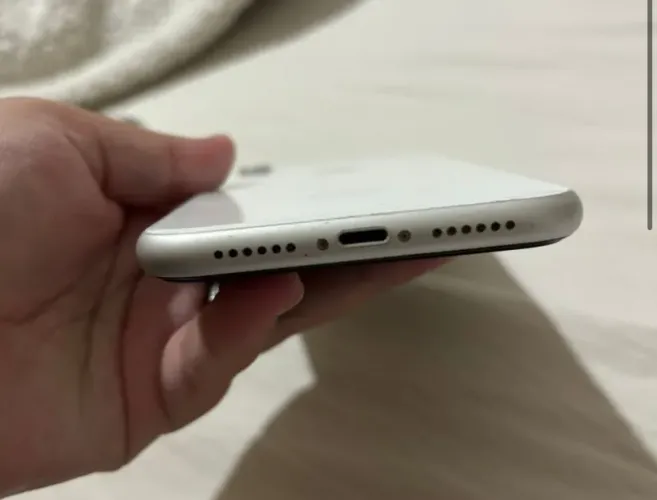Vende iPhone XR 64 gb