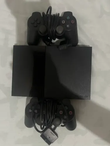Playstation 2 Slim (PS2) + Cabos + 2 Controles + Jogos (Funcionando Perfeitamente)