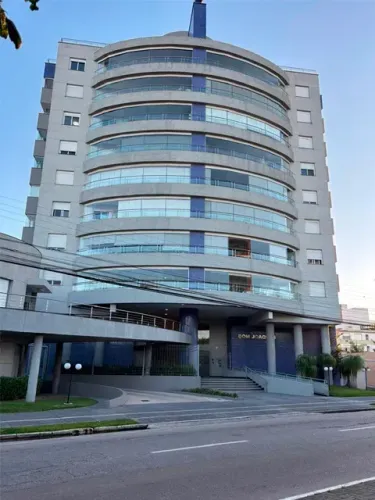Apartamento para venda tem 165 metros quadrados com 3 quartos
