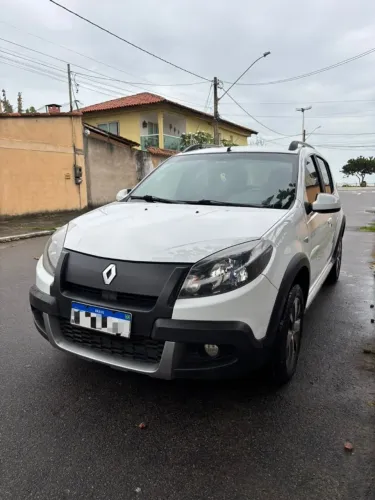 Renault Sandero Stepway Hi-power 1.6 8V 5P 2014