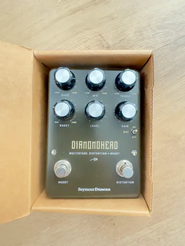 Pedal Seymour duncan diamoundhead distortion.
