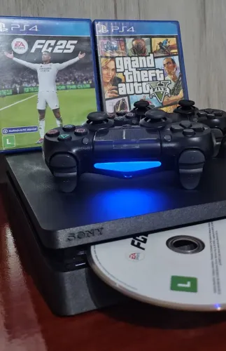 PS4 Slim + FIFA + GTA