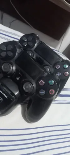 2 CONTROLE PS4 + BASE DE CARREGAMENTO