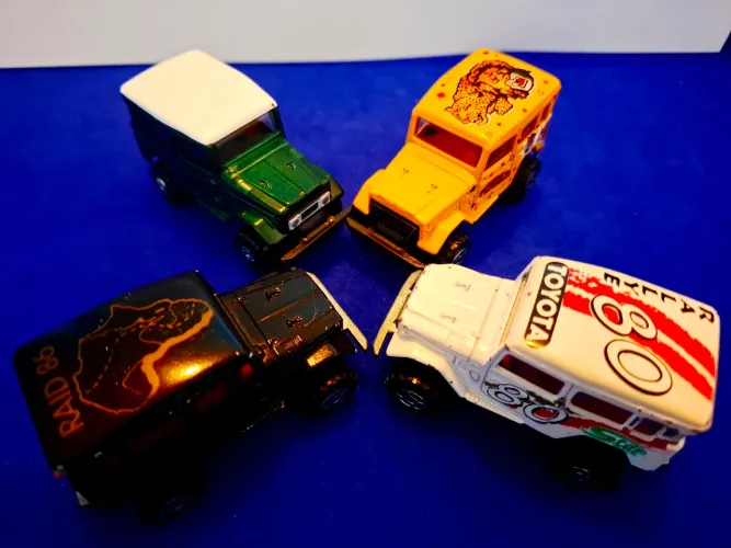 Lote de Minis Toyota Land Cruiser FJ40 4x4