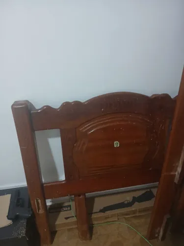 Cama solteiro madeira maciça com estrado e colchão