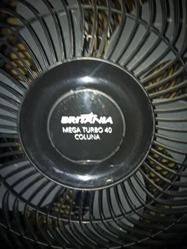 Ventilador de coluna britânia