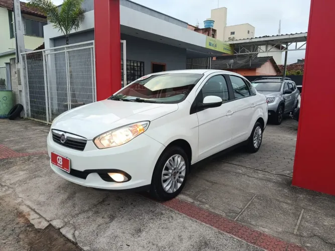 Fiat Grand Siena Attrac. 1.4 EVO F.flex 8V 2022