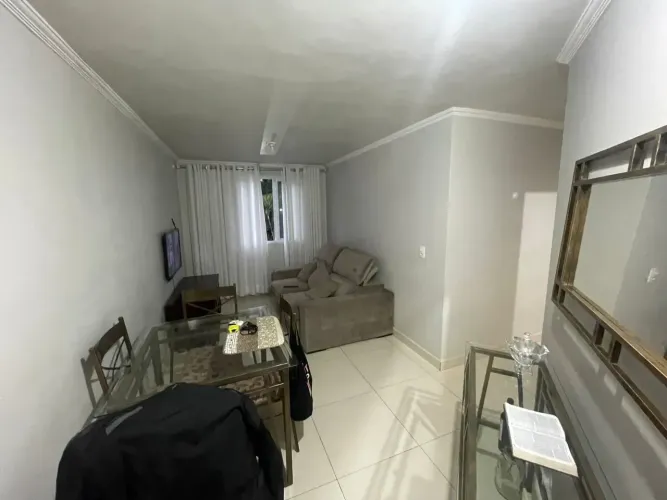 Imóvel para aluguel possui 55 metros quadrados com 2 quartos em Jardim Jaqueline - São Pau
