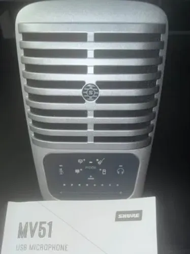 Microfone Shure MV51 Digital Large-Diaphragm Condenser, USB e Lightning, cinco modos DSP p