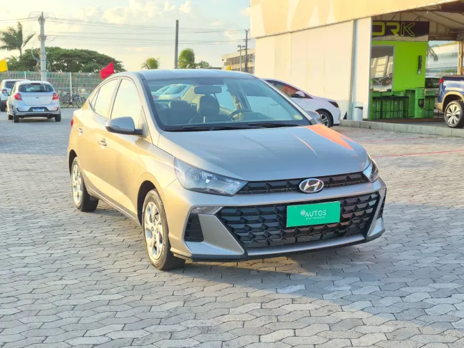 Hyundai HB20S Comfort Plus 1.0 Flex 12V Mec. 2025