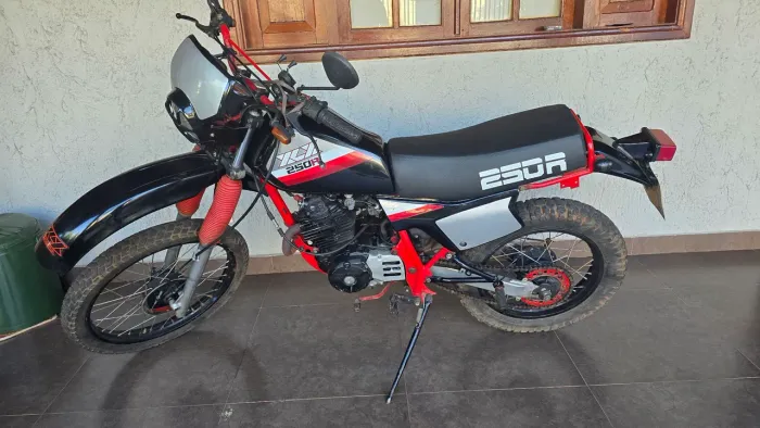 Honda xlx250 r 1987