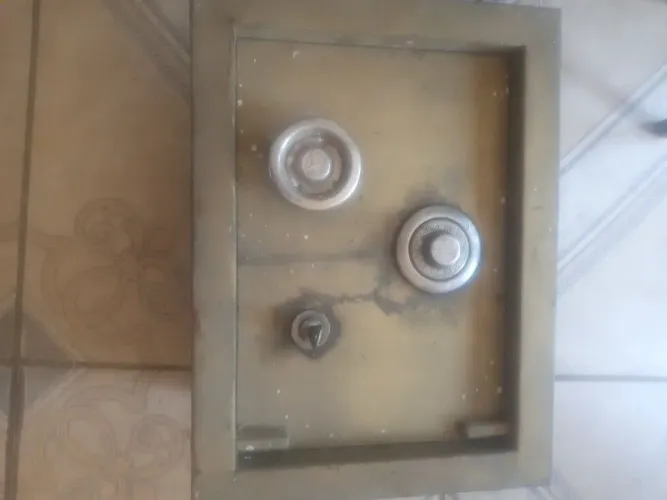 Cofre com segurança