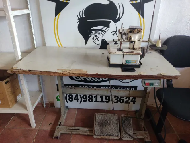 Máquina de costura