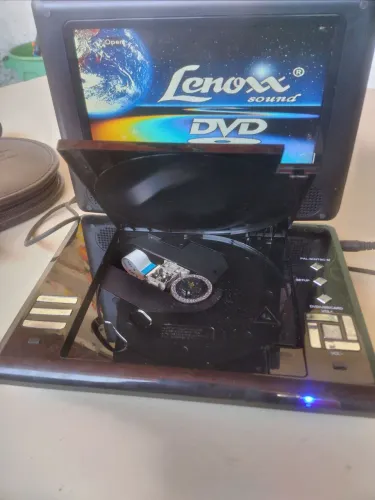 Vendo Aparelho de DVD Portátil Lenox