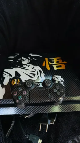 Playstation 4 Slim/Person. Dragon Ball