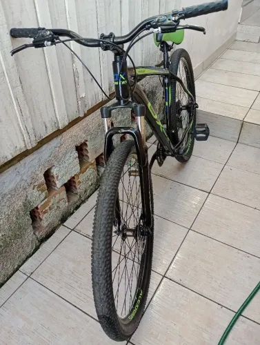 Bicicleta Aro 29  pronta para trilhas e cidade!