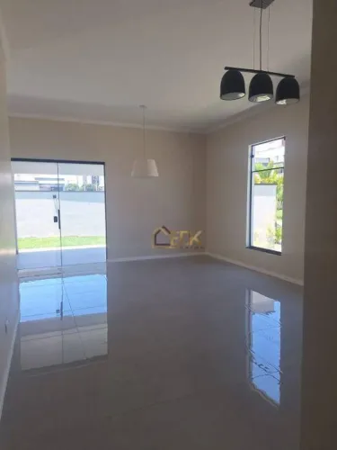 Casa com 3 dormitórios à venda, 116 m² por R$ 790.000 - Condomínio Alphaville - Taubaté/SP