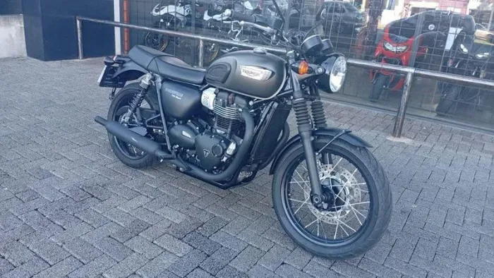 TRIUMPH BONNEVILLE T100B 2021