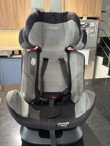 Cadeirinha criança carro