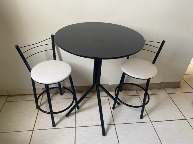 Vendo mesa bistrô