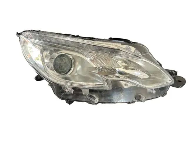 FAROL PEUGEOT 2008 L.D