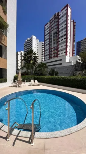 Imóvel para venda possui 136 metros quadrados com 4 quartos em Pituba - Salvador - BA