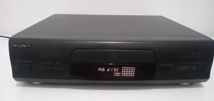 Sony M28 Compact Disc - CD player