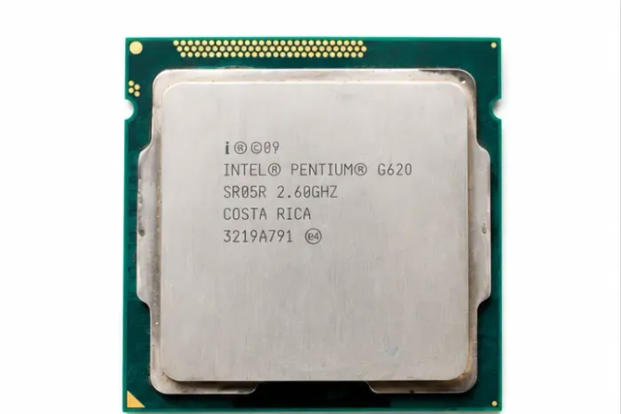 Lote 2 Processadores Intel + 2 Memórias DDR2 - 4 Peças