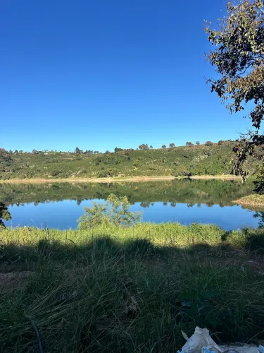 Terreno beira da represa