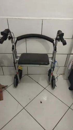 Andadeira para deficiente