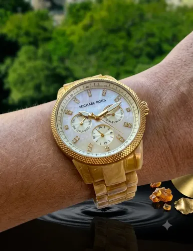 Michael Kors MK-5039 Relógio Feminino Dourado com Mostrador em Madrepérola, Original