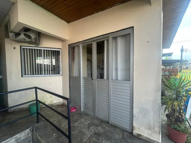 Apartamento no Coroado 