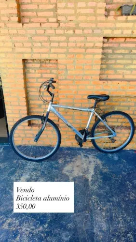 Bicicleta de alumínio