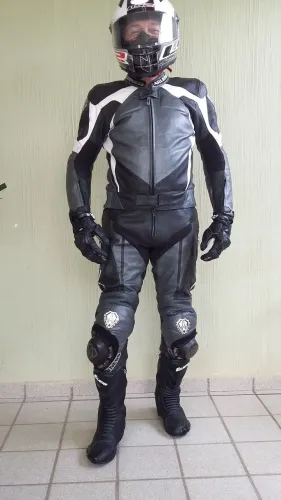 MACACÃO motociclista COURO LEGÍTIMO 2 peças