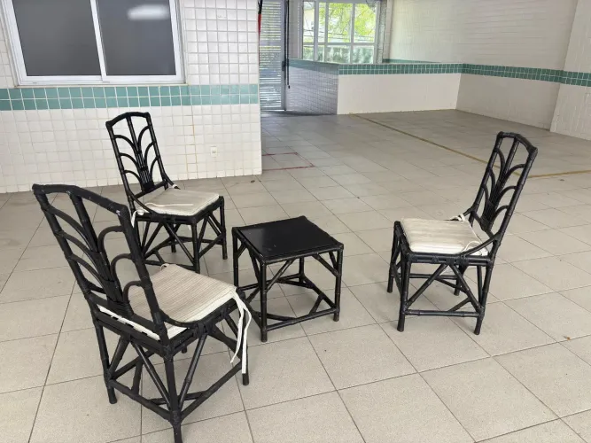 Conjunto 3 Cadeiras + Mesa Central Perfeito Para Sua Varanda Ou Quintal