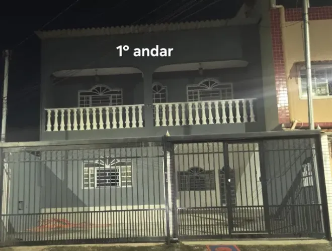 Alugo casa Candangolândia