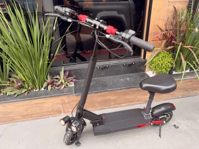 PATINETE ELÉTRICO T10 800W - SEMINOVO - ESTADO IMPECÁVEL