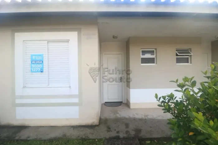 Casa com Pátio, Pergolado e Área Coberta para Locação no Moradas Pelotas 2