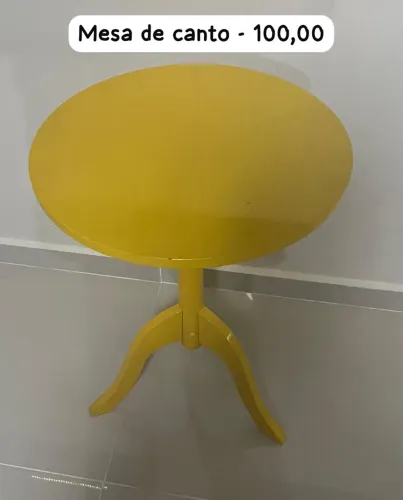 Mesa amarela