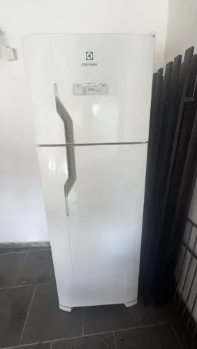 GELADEIRA ELECTROLUX DFN39 - 310L