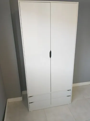 GUARDA-ROUPA 2 PORTAS/4 GAVETAS WINK 