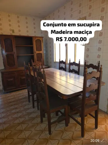 VENDO CONJUNTO DE SALA DE JANTAR EM SUCUPIRA MACIÇA