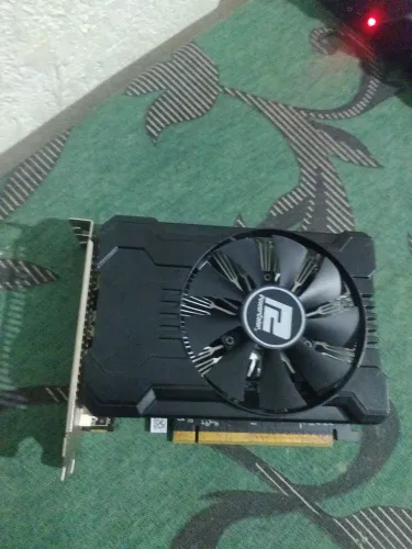 PLACA DE VÍDEO RX550